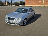 Mercedes-Benz E 320 2002 годаfor6 500 000 тг. в Костанай – фото 2