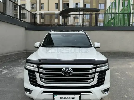 Toyota Land Cruiser 2022 года за 58 000 000 тг. в Шымкент