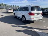 Mercedes-Benz GL 400 2015 года за 18 800 000 тг. в Астана