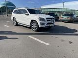 Mercedes-Benz GL 400 2015 года за 18 800 000 тг. в Астана – фото 2