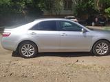 Toyota Camry 2007 годаүшін5 800 000 тг. в Астана – фото 2