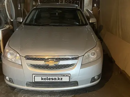 Chevrolet Epica 2012 года за 3 000 000 тг. в Уральск – фото 2