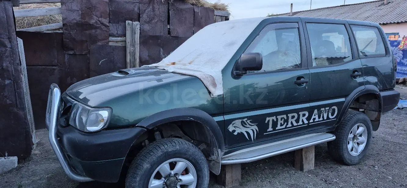 Nissan Terrano, 2000