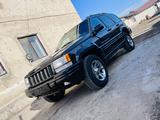 Jeep Grand Cherokee 1993 года за 18 500 000 тг. в Атырау – фото 4