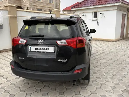 Toyota RAV4 2014 года за 10 500 000 тг. в Актау – фото 2