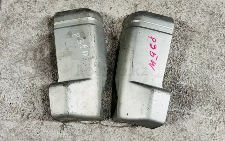 Бампер клык задний Mitsubishi Delica за 20 000 тг. в Астана