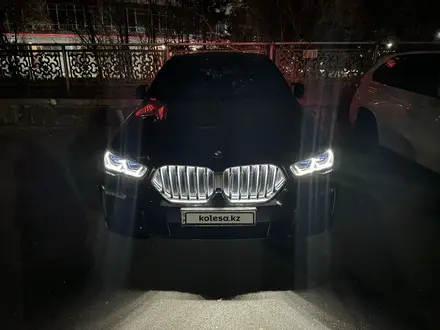 BMW X6 2020 года за 37 600 000 тг. в Караганда – фото 45