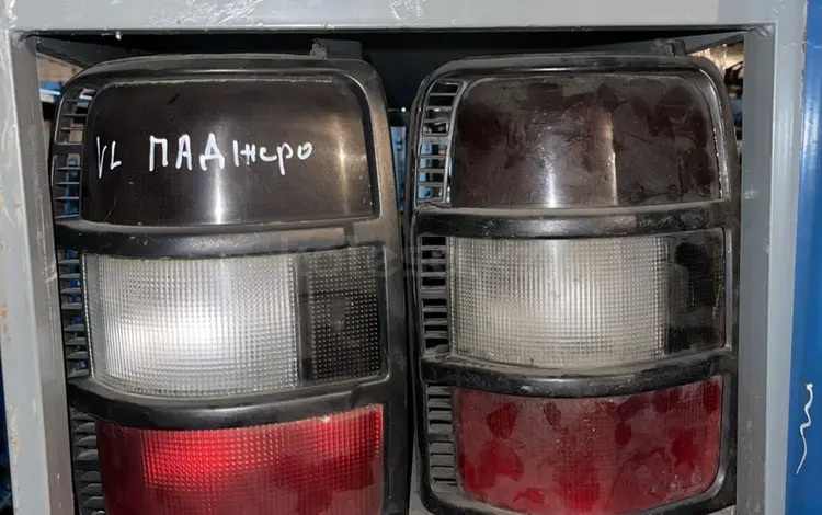 Фара на митсубиси Паджеро левая за 15 000 тг. в Алматы