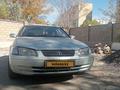 Toyota Camry 2001 года за 3 350 000 тг. в Астана