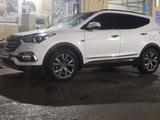 Hyundai Santa Fe 2016 годаүшін11 000 000 тг. в Актау – фото 3