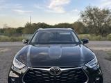 Toyota Highlander 2022 года за 29 000 000 тг. в Астана
