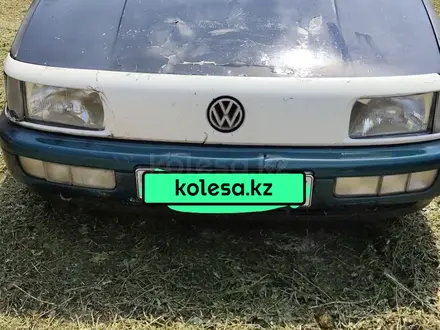 Volkswagen Passat 1992 года за 395 000 тг. в Алматы