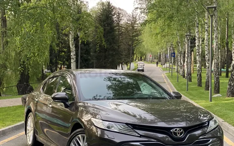 Toyota Camry 2018 годаүшін14 600 000 тг. в Алматы