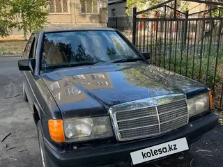 Mercedes-Benz 190