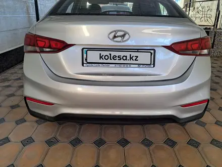 Hyundai Accent 2019 года за 7 100 000 тг. в Шымкент – фото 3