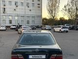 Mercedes-Benz E 240 1999 годаүшін4 000 000 тг. в Шымкент – фото 4