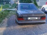 Mercedes-Benz E 200 1990 годаүшін1 100 000 тг. в Актобе – фото 3