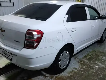 Chevrolet Cobalt 2022 года за 5 600 000 тг. в Уральск – фото 2