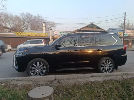 Lexus LX 570 2016 годаүшін40 000 000 тг. в Алматы – фото 4