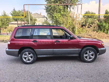Subaru Forester 2001 года за 2 500 000 тг. в Алматы – фото 2