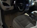 Toyota Sienna 2015 года за 10 000 000 тг. в Жанаозен – фото 4