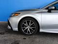 Toyota Camry 2021 года за 8 454 100 тг. в Шымкент – фото 6