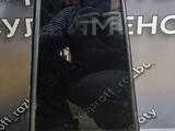 Стекло задней двери треугольник Lexus LX 570 за 25 000 тг. в Алматы