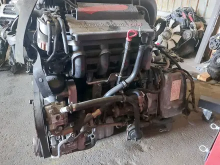 Двигатель 2.2 cdi за 450 000 тг. в Караганда