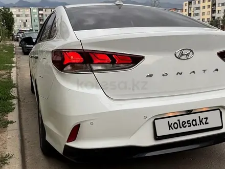 Hyundai Sonata 2017 года за 8 000 000 тг. в Алматы – фото 3