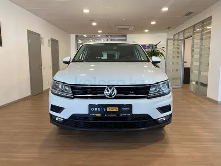 Volkswagen Tiguan 2018 года за 10 690 000 тг. в Алматы – фото 2
