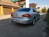 Skoda Superb 2014 года за 7 350 000 тг. в Усть-Каменогорск – фото 2