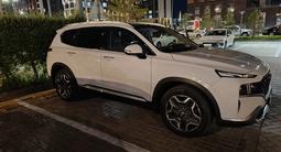 Hyundai Santa Fe 2022 годаүшін18 999 000 тг. в Астана – фото 2