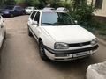 Volkswagen Golf 1994 годаүшін1 550 000 тг. в Астана