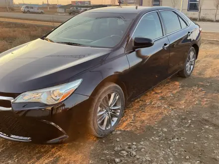 Toyota Camry 2015 года за 5 800 000 тг. в Актобе – фото 4