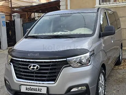 Hyundai Starex 2019 года за 13 000 000 тг. в Атырау