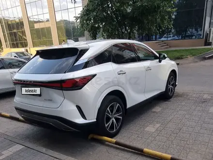 Lexus RX 350 2024 года за 29 500 000 тг. в Алматы – фото 3