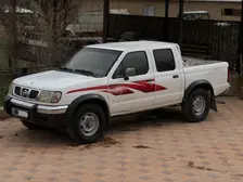 Nissan Navara, 2005