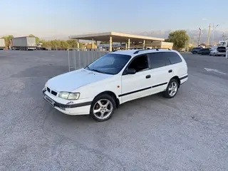 Toyota Carina E