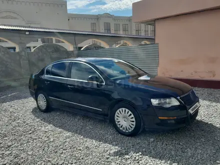 Volkswagen Passat 2006 года за 4 000 000 тг. в Шымкент