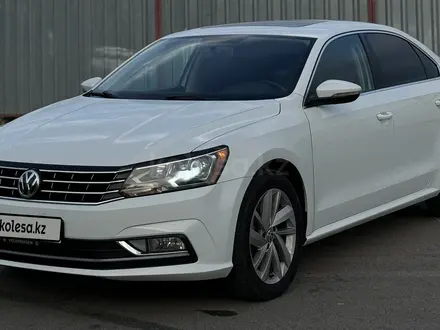 Volkswagen Passat 2017 года за 9 500 000 тг. в Алматы – фото 10