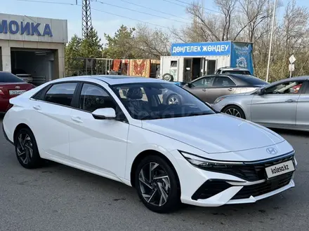Hyundai Elantra 2023 годаүшін9 400 000 тг. в Алматы