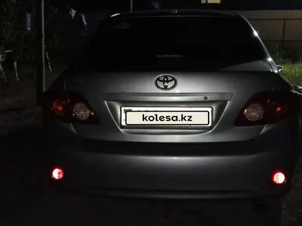 Toyota Corolla 2009 года за 4 500 000 тг. в Семей – фото 3