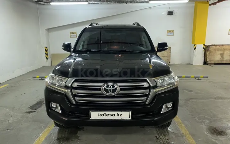 Toyota Land Cruiser 2016 годаүшін29 000 000 тг. в Алматы