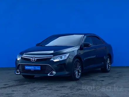 Toyota Camry 2018 года за 11 890 000 тг. в Алматы