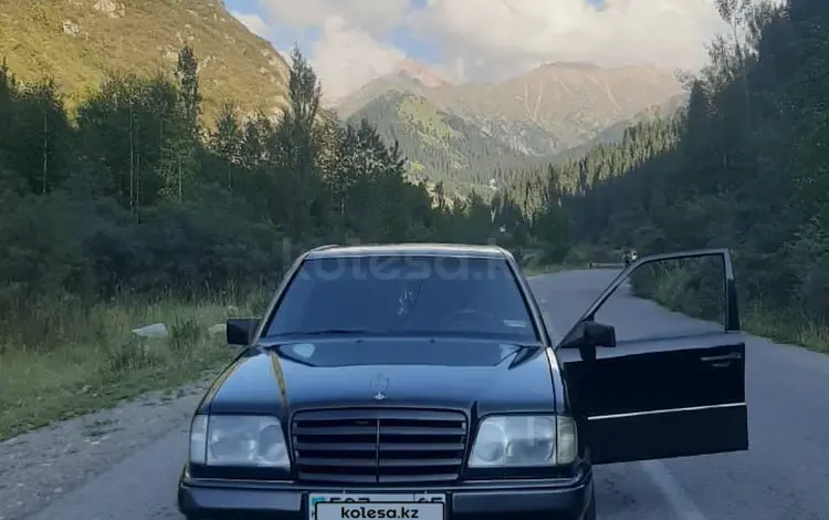 Mercedes-Benz E 220 1993 годаүшін1 850 000 тг. в Туркестан