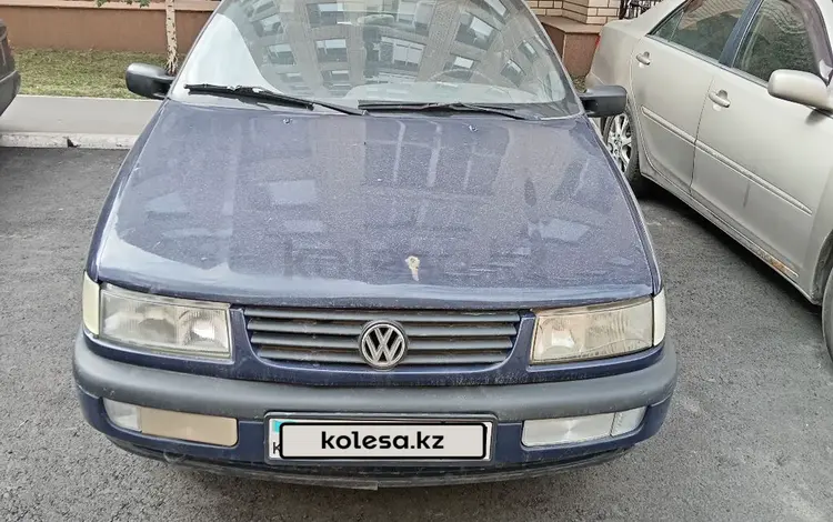 Volkswagen Passat 1996 года за 1 350 000 тг. в Астана