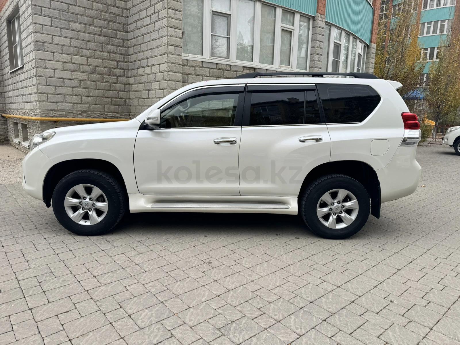 Toyota Land Cruiser Prado 2013 г.