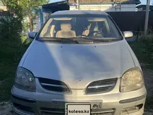Nissan Tino, 2003