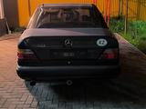 Mercedes-Benz E 230 1989 годаүшін1 400 000 тг. в Алматы – фото 4