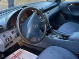 Mercedes-Benz C 240 2001 года за 1 950 000 тг. в Алматы – фото 2